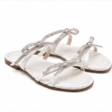 Stuart Weitzman – eleganckie sandały z kryształkowymi kokardkami Rozmiar 34.5
