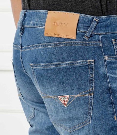 GUESS Jeansowe szorty Sonny Regular Fit rozmiar 29