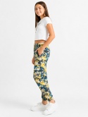 GUESS Kids Active Pants – kolorowe spodnie dresowe z nadrukiem, rozm. 14 lat