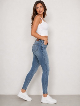 GUESS Jeans Mid Rise Modern Skinny – damskie jeansy niebieskie z przetarciami W31 L32